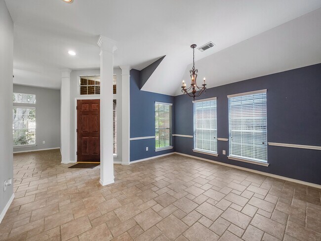 Foto del edificio - 3702 Glenhill Dr