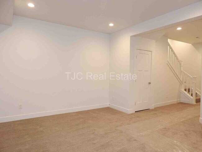 Foto del edificio - 6704 Ralston Rd