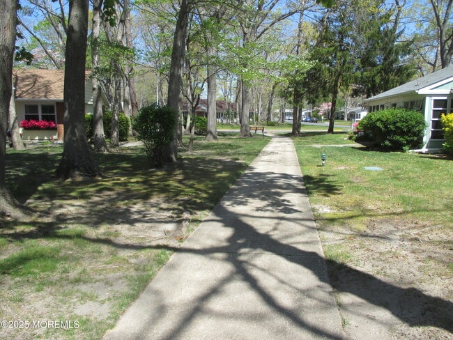 Foto del edificio - 89D Dorchester Dr