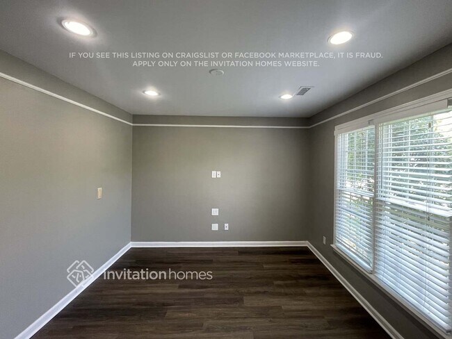 Foto del edificio - 3217 Roberta Farms Ct SW