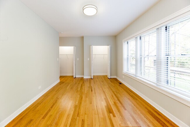 Foto del edificio - 3521 N Broadway St