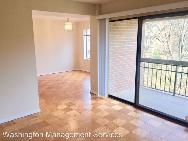 Foto del edificio - 5801 Edson Ln