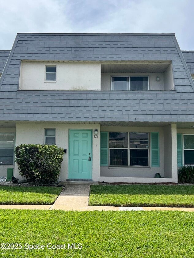 Primary Photo - 424 Dove Ln