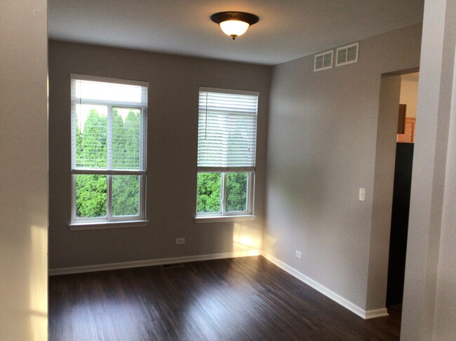 Foto del edificio - 16541 W Oneida Drive