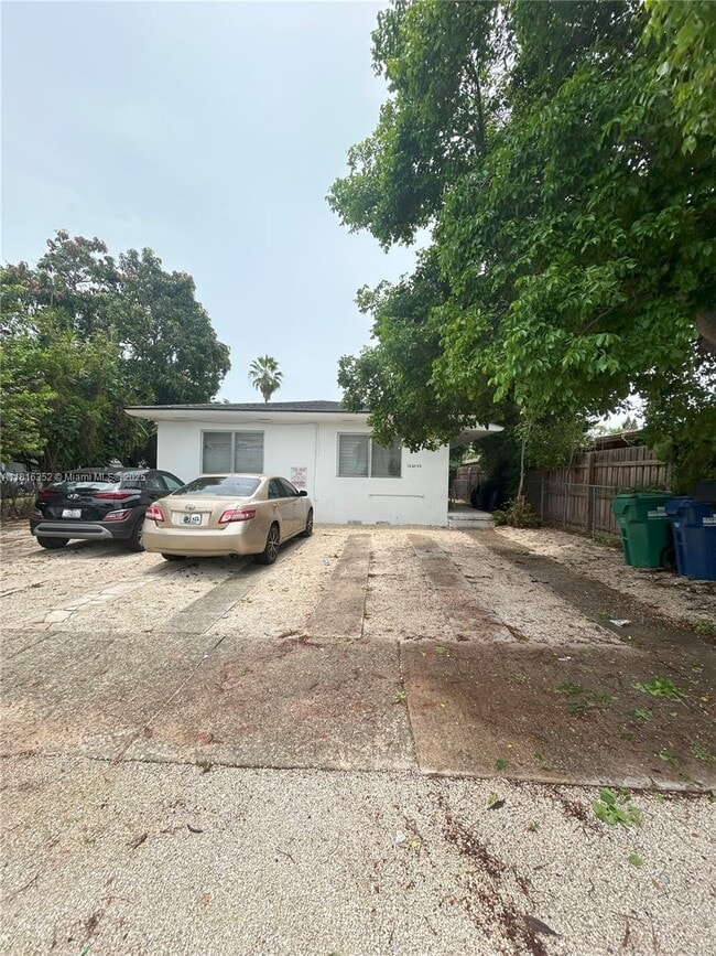 Building Photo - 1220 NE 110th Terrace