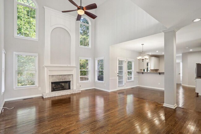 Foto del edificio - 1110 Compass Pointe Crossing
