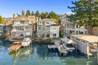 Building Photo - 3711 Lake Washington Blvd N