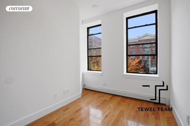 Foto del edificio - 167 W 122nd St