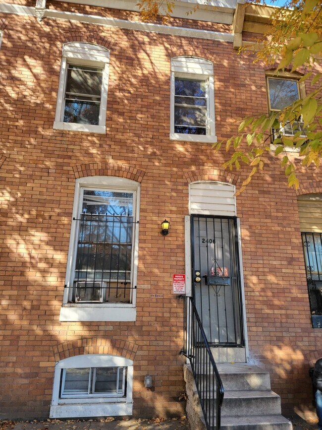 Photo - 2406 Wilkens Ave Townhome