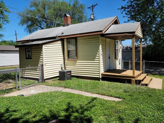 Building Photo - 1629 N 3rd St