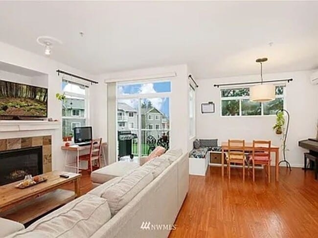 Foto del edificio - Sammamish 2 Bed 2 Bath