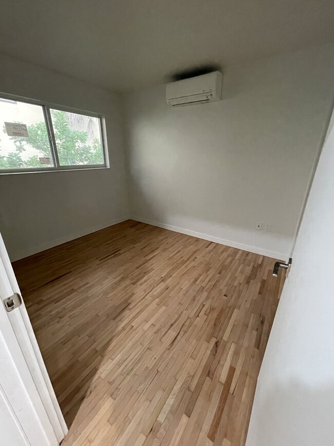 Foto del edificio - 135 Zamora Ave
