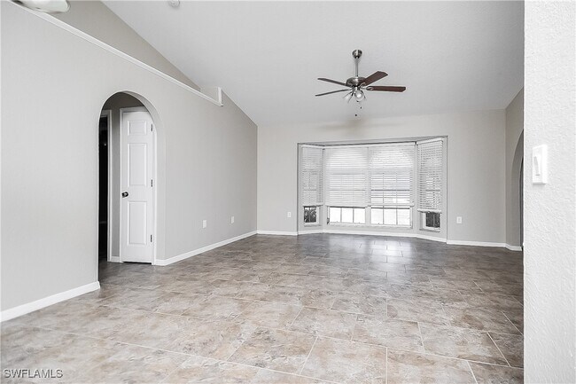 Building Photo - 5204 Alametos Terrace