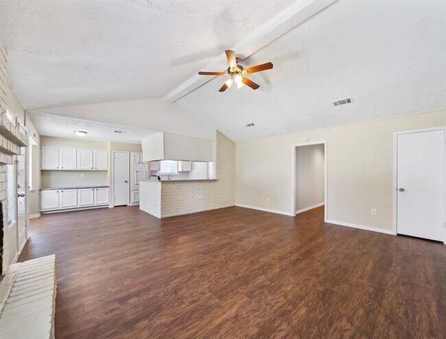 Foto del edificio - 7962 Southmeadow Dr