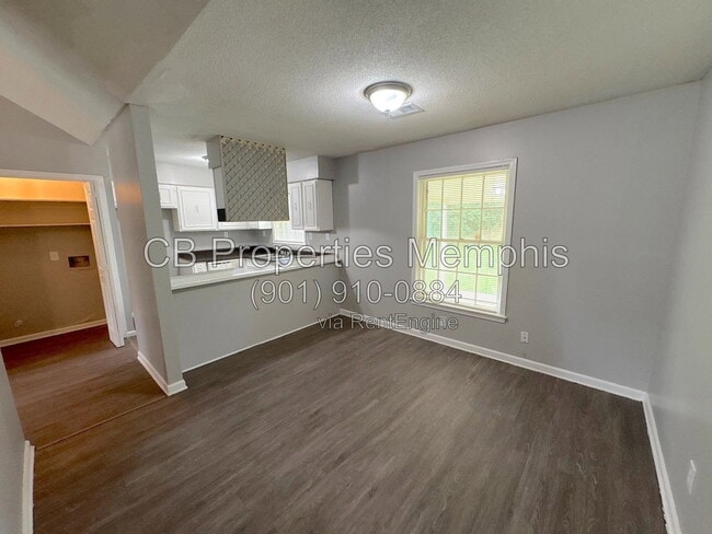 Building Photo - 4872 Burgess Cove