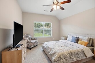 Building Photo - 25450 Barmby Dr