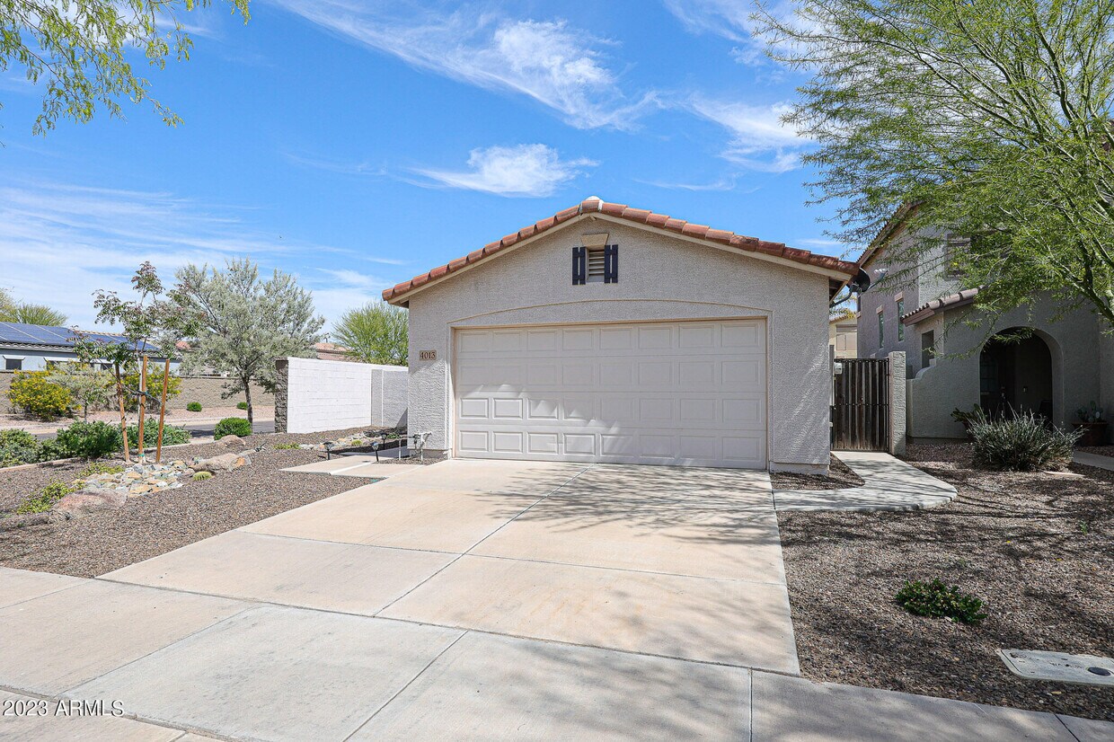 Primary Photo - 4013 E Ironhorse Rd