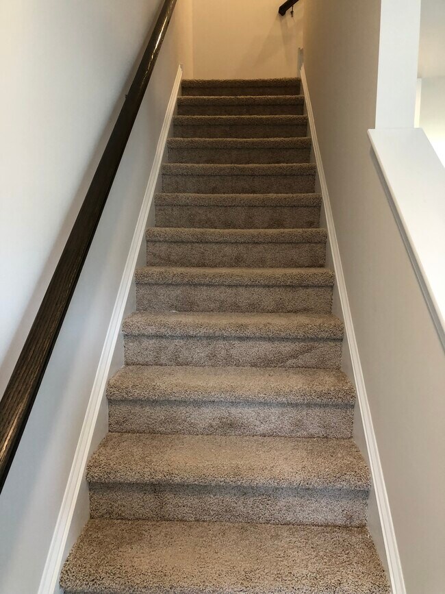 Stairs to go up - 89 Melanie Way