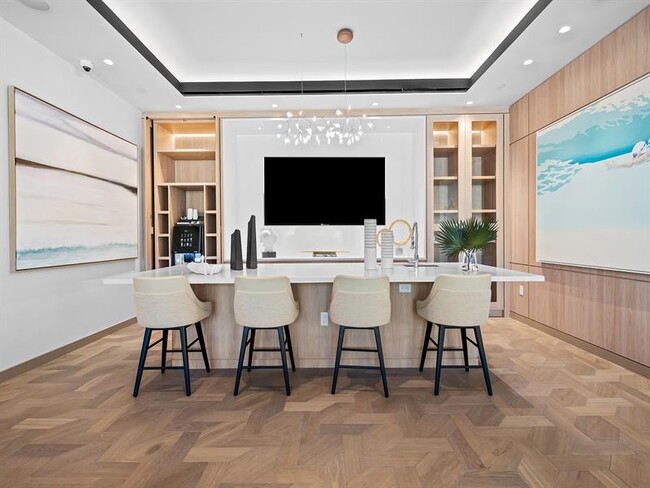 Building Photo - 153 N Seabreeze Blvd