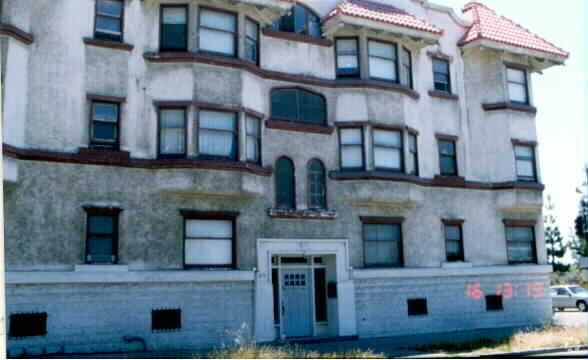 Foto principal - 675 11th St