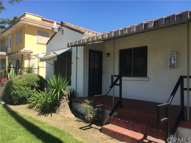 Foto principal - 2 W Cypress Ave