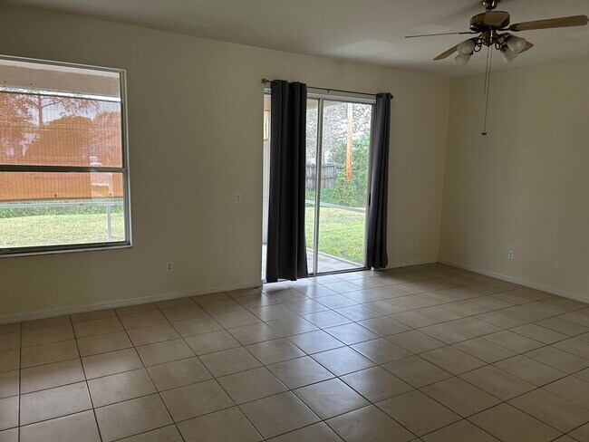 Building Photo - 8375 104th Ct