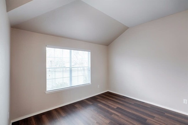 Building Photo - 8144 Hennessey Trl