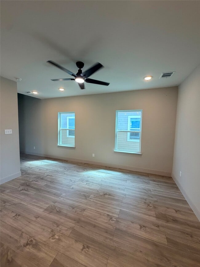Building Photo - 130 Flamingo Bight S