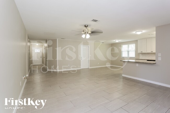 Foto del edificio - 1047 Cove Landing Dr