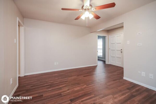 Building Photo - 1926 DEERHURST LANE, HOUSTON, TX 77088