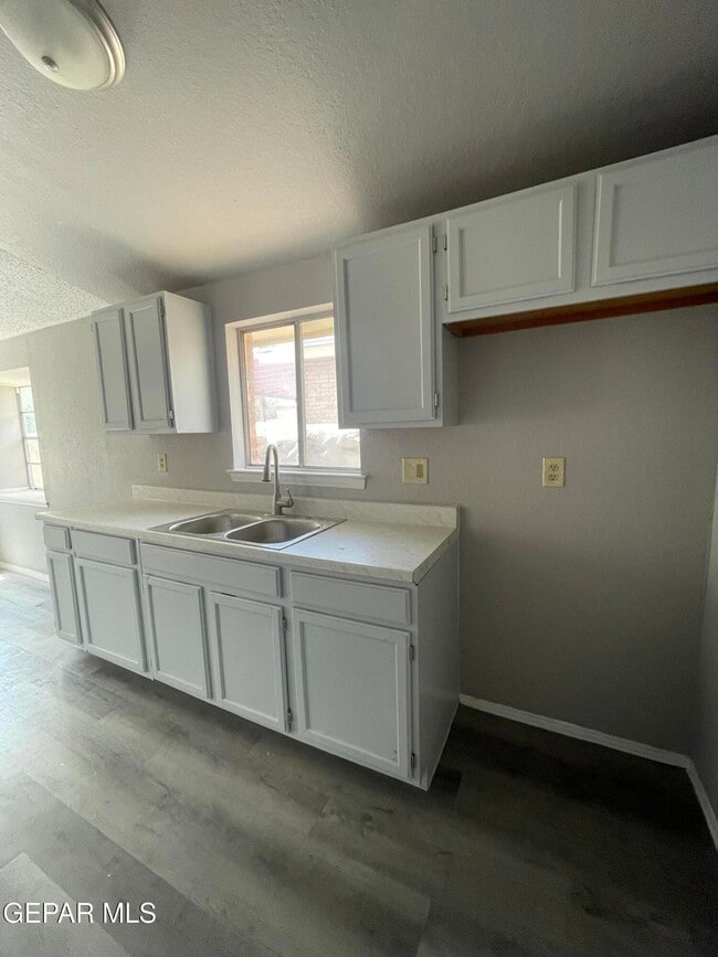 Building Photo - 1728 Victor Lopez Dr