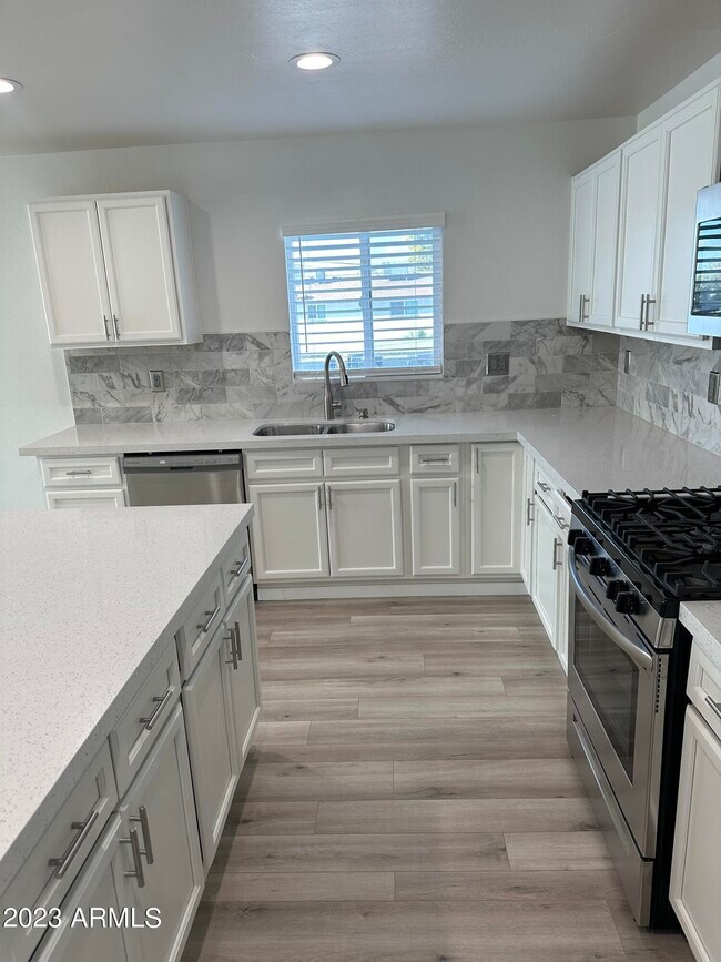 Foto del edificio - 2301 N 27th St
