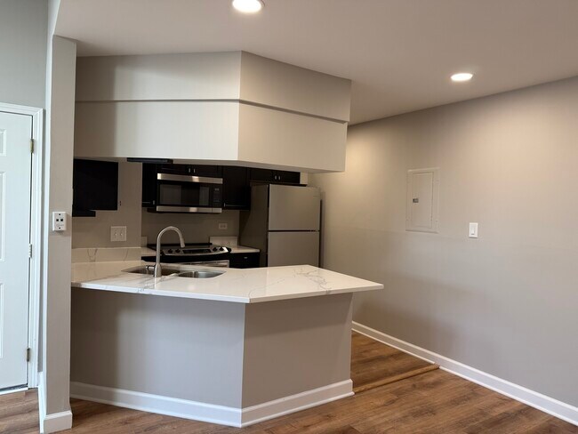 Foto del edificio - 1403 E Wyndham Cir