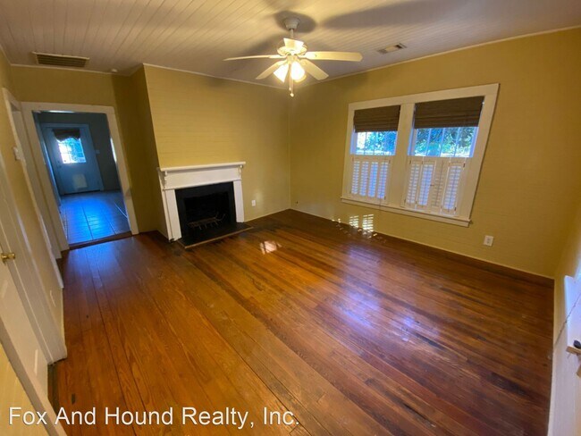 Building Photo - 2 br, 1 bath House - 1128 Carpenter Lane