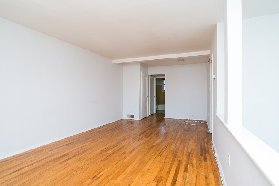 Foto principal - 107 Victor St NE