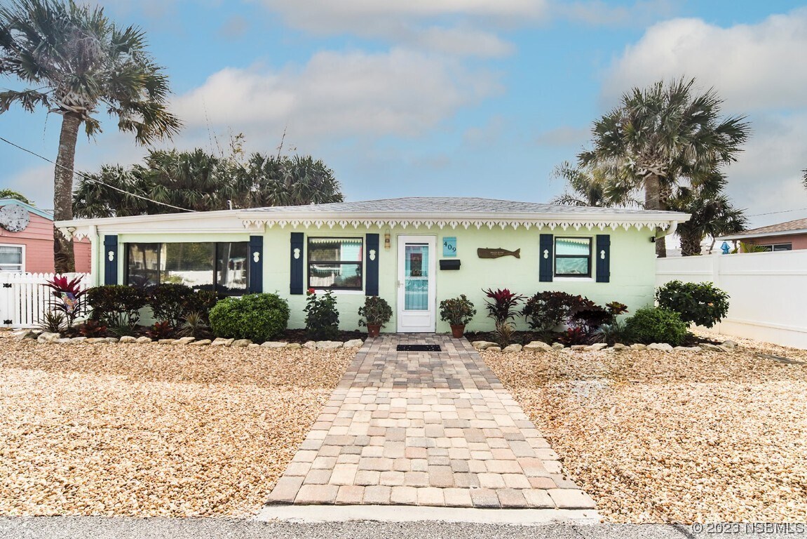 409 Esther St, New Smyrna Beach, FL 32169 House Rental in New Smyrna