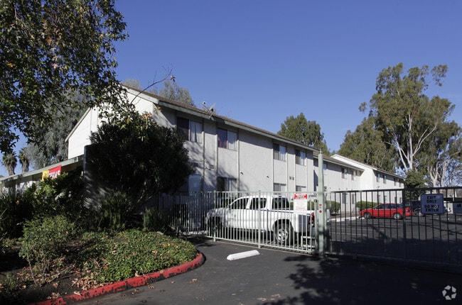 Building Photo - Summit Rose Apartments