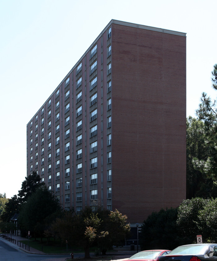 Foto del edificio - Sullivan Residence Hall