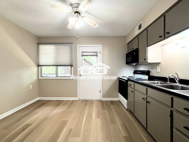 Foto del edificio - 4211 65th St