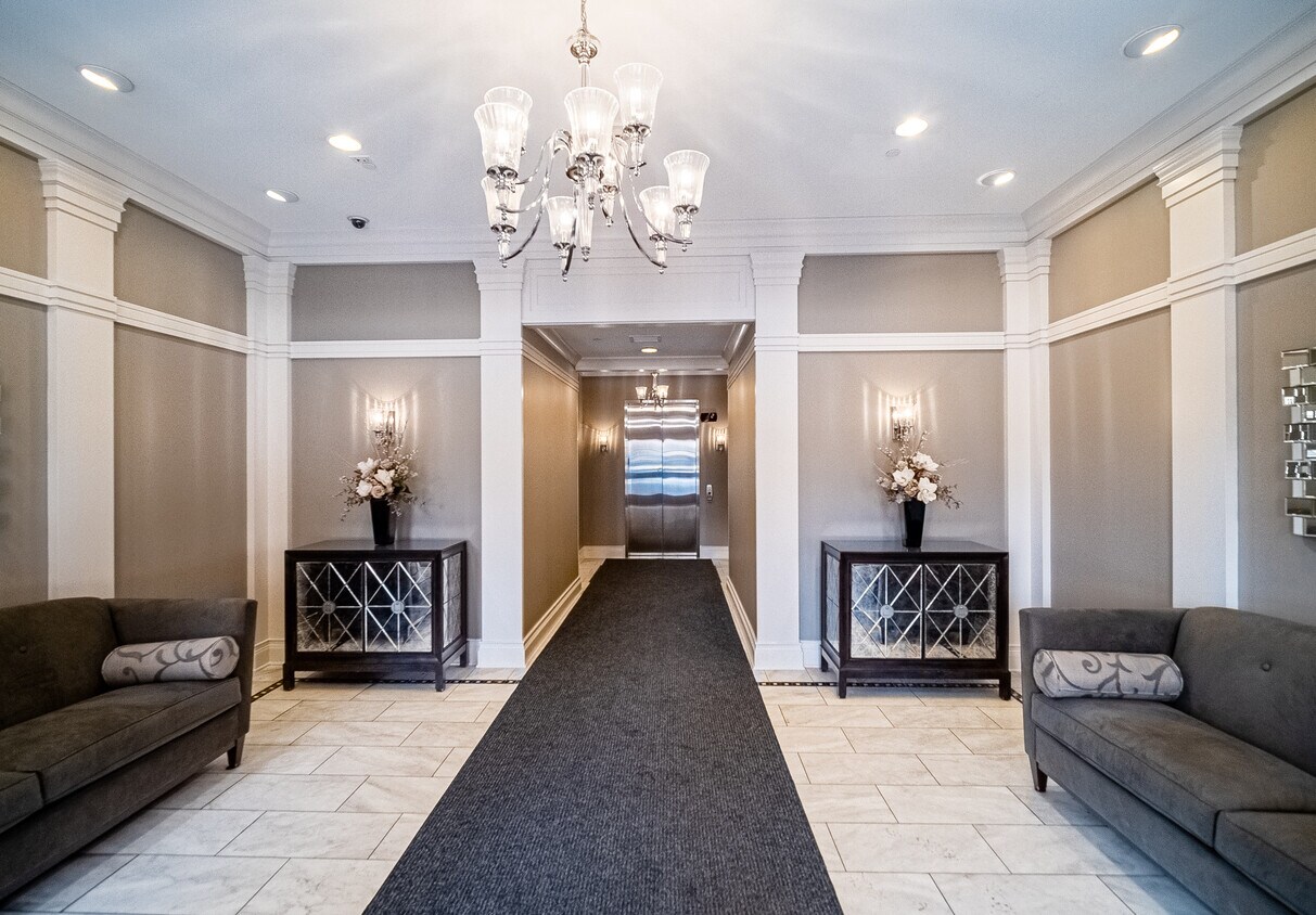 entry - 37 Henry St