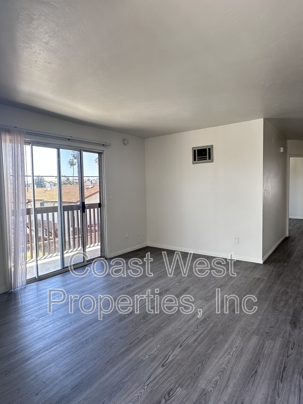 Building Photo - 2121 Reed Ave