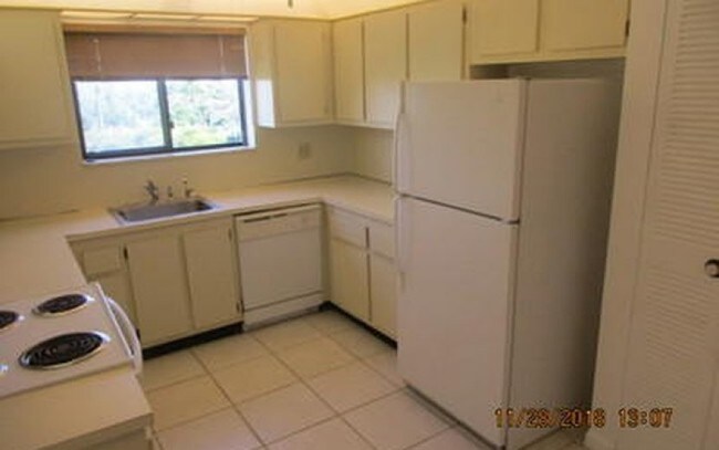 Building Photo - 7770 Tahiti Ln
