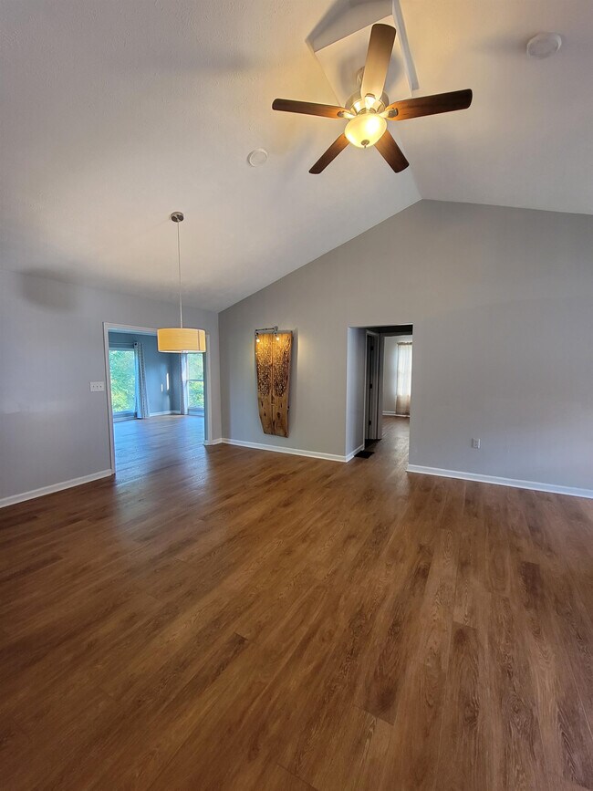 61 Opportunity Ln, Charleston, WV 25311 House Rental in Charleston