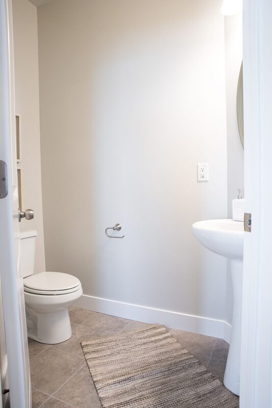 Foto del edificio - 633 Fall Creek Dr