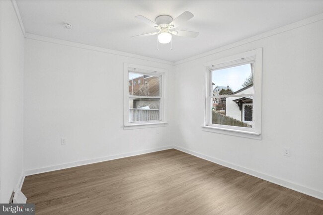 Building Photo - 3907 Dennison Ave