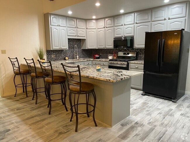 Building Photo - 1148 Harmony Cir