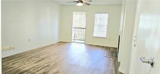 Foto del edificio - 3655 Habersham Rd NW