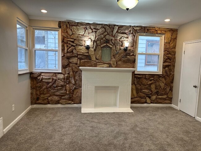 Photo - 6044 Mayflower Ave House