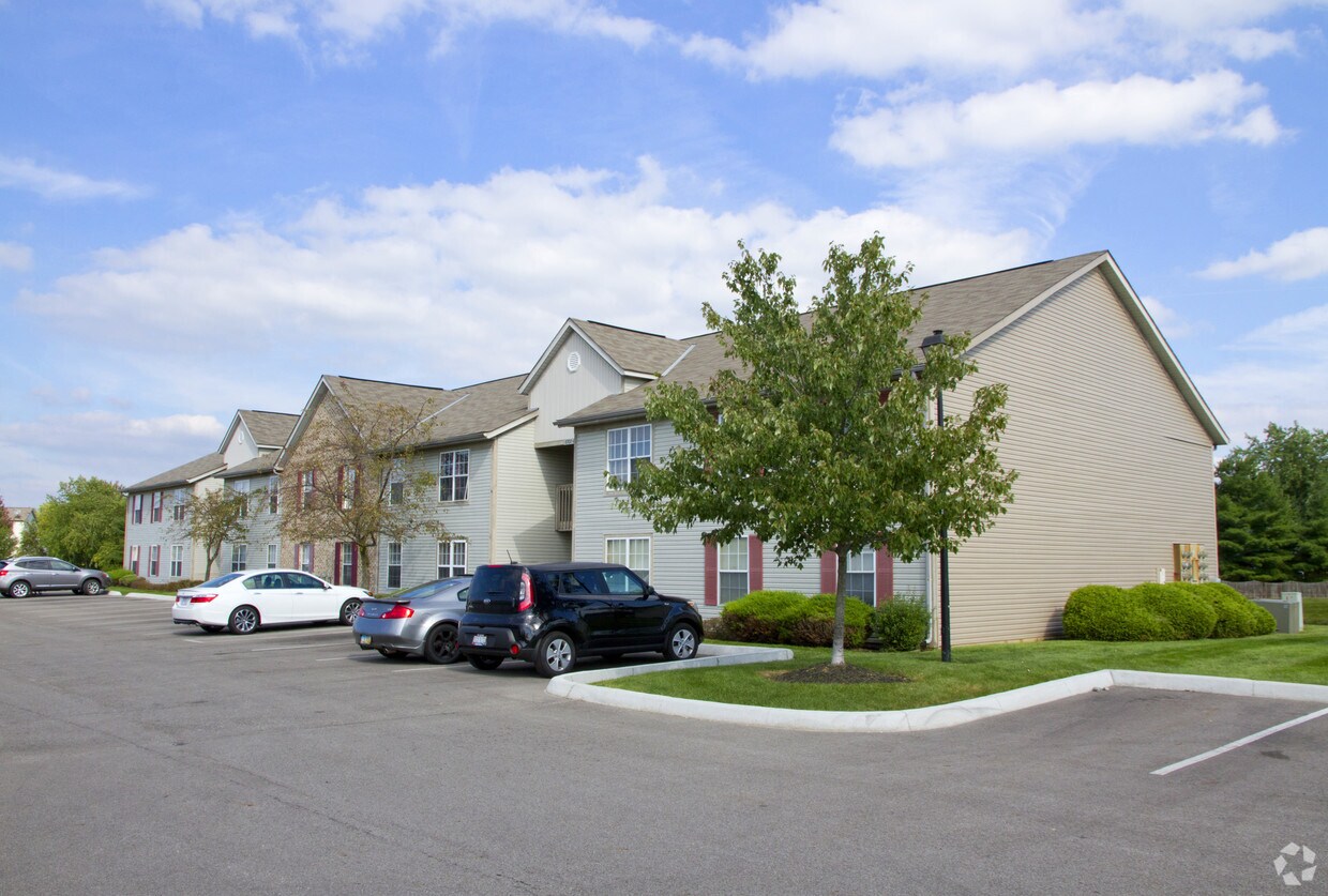 Primary Photo - 8441-8447 Oak Village Blvd
