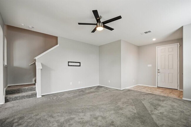 Foto del edificio - 19219 Zachary Taylor St